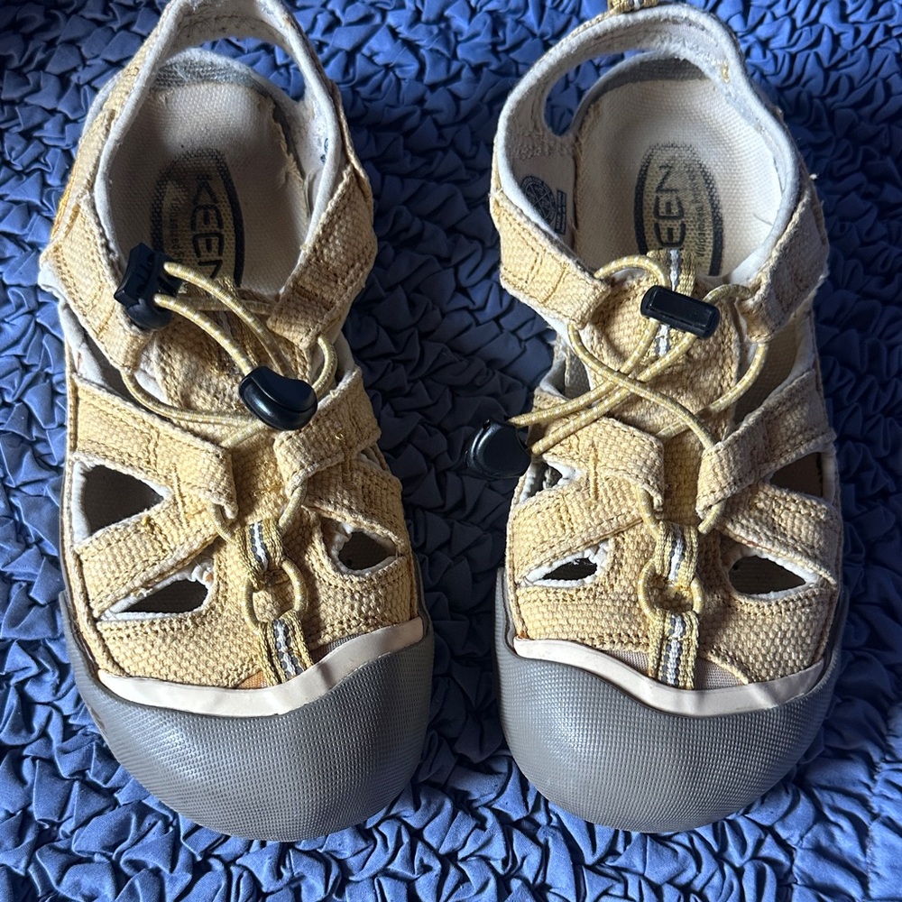 Keen Kids Tan and Gray Sandals
